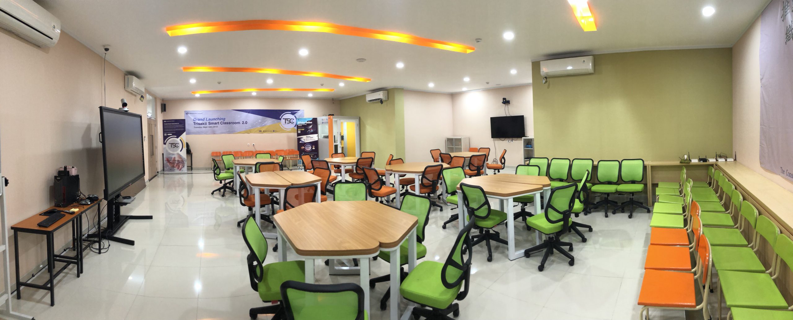 Trisakti Smart Classroom